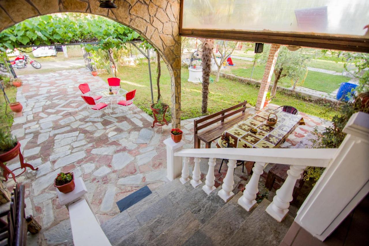 Villa Touzla Ofrínion Exterior foto